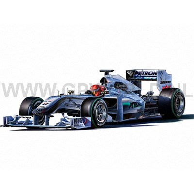 Mercedes Mclaren Apparel on Ook Komt De 2010 Mercedes Gp Petronas Mgp W01 Van Michael Schumacher
