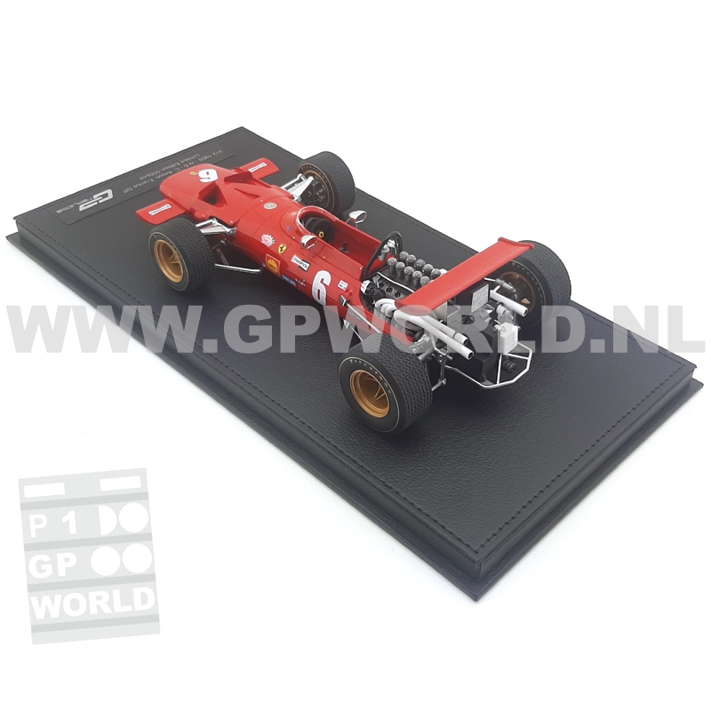 FIGURINE 1/18 CHRIS AMON DEPART VROOM NOT PEINT AVEC DECALS POUR CMC SPARK