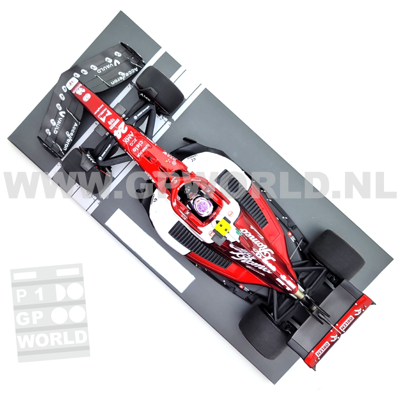 2022 Guanyu Zhou | Bahrain GP