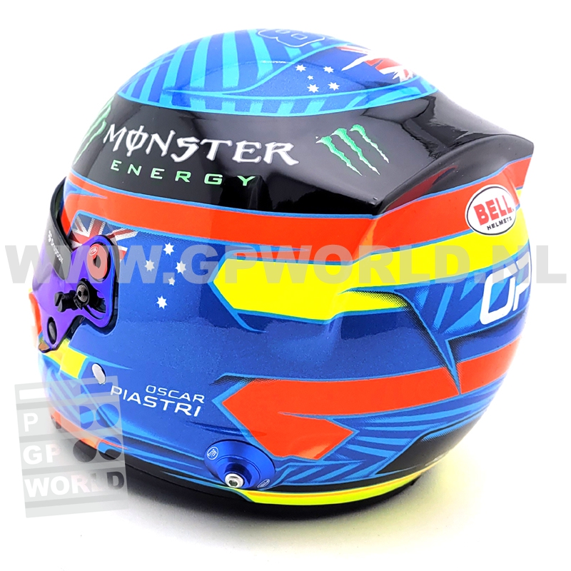 2024 helmet Oscar Piastri