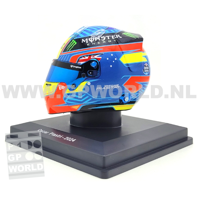 2024 helmet Oscar Piastri