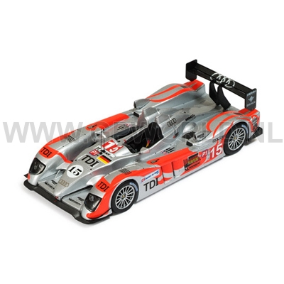 2010 Audi R10 TDI #15