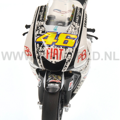 2010 Valentino Rossi | FIAT 500