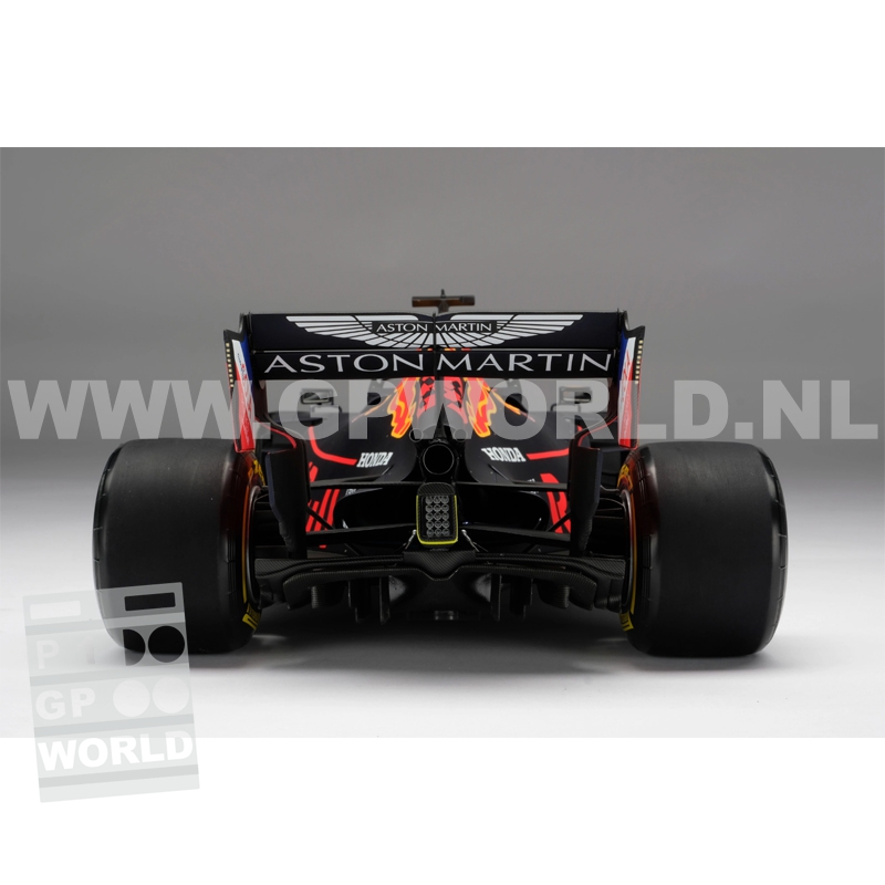 Aston Martin Red Bull Racing RB15 – Amalgam Collection