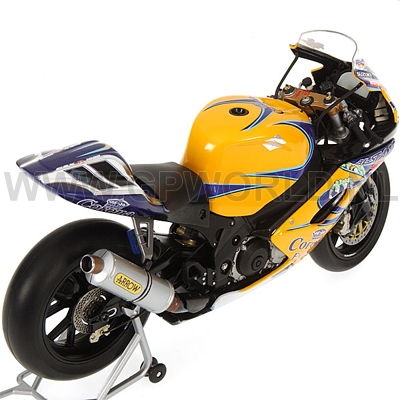 2005 Troy Corser #11