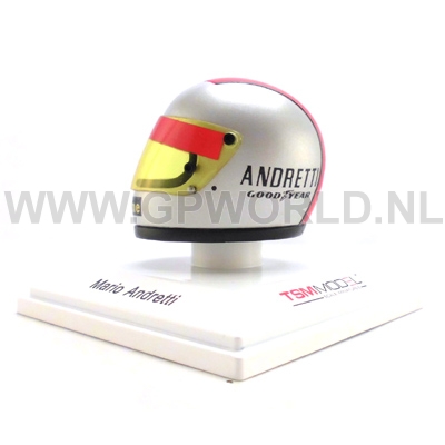 1977 helm Mario Andretti