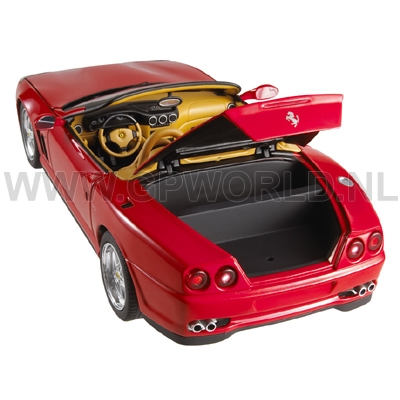 Ferrari 550 Barchetta Pinninfarina