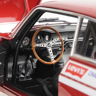 1972 Alfa Romeo GTA 1300 Junior - 1/18 Minichamps - GPworld 1972 Alfa Romeo GTA 1300 Junior - 1/18 Minichamps - GPworld