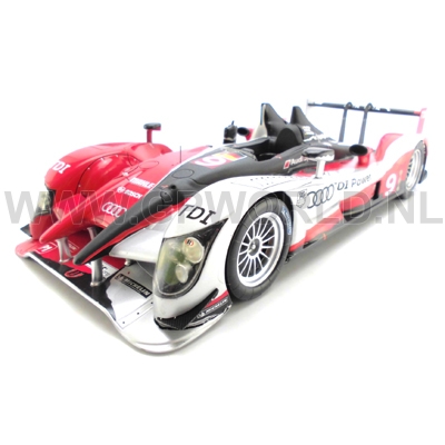 2010 Audi R15 #9
