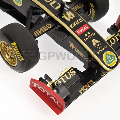 2011 Vitaly Petrov | Showcar