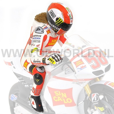 2011 figuur Marco Simoncelli | wheelie