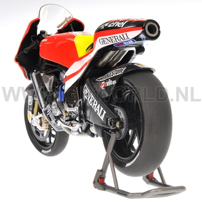 2011 Valentino Rossi #46 | Launch