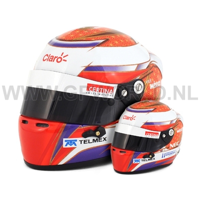 2012 helm Kamui Kobayashi