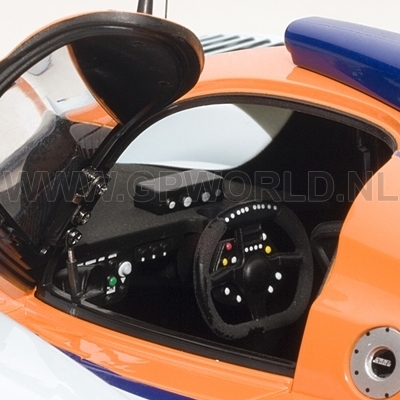 2009 Aston Martin Lola #007